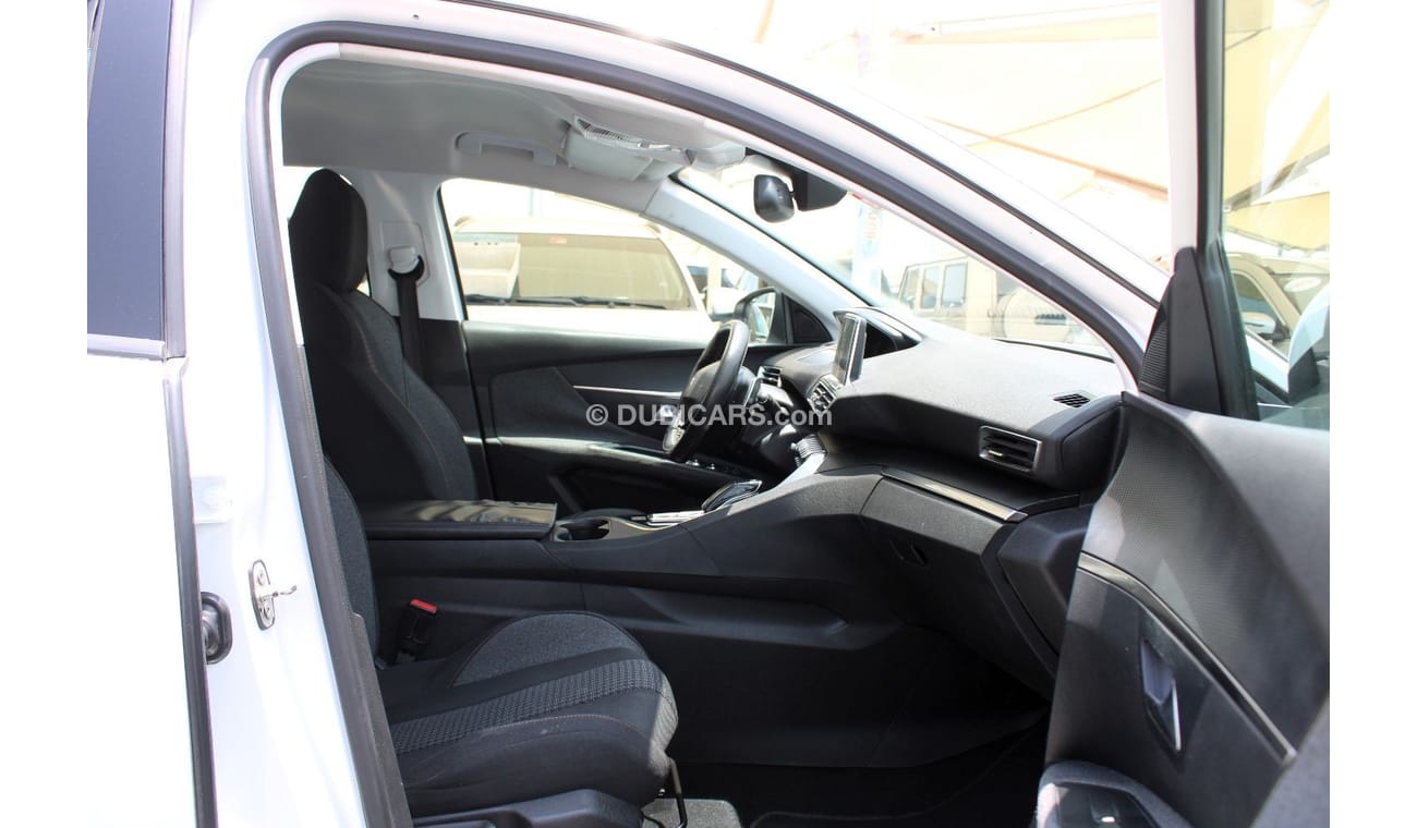 بيجو 3008 اكتيف خالية من الحوادث - خليجي - مكينة 1400 سي سي - بحالة الوكالة من الداخل والخارج