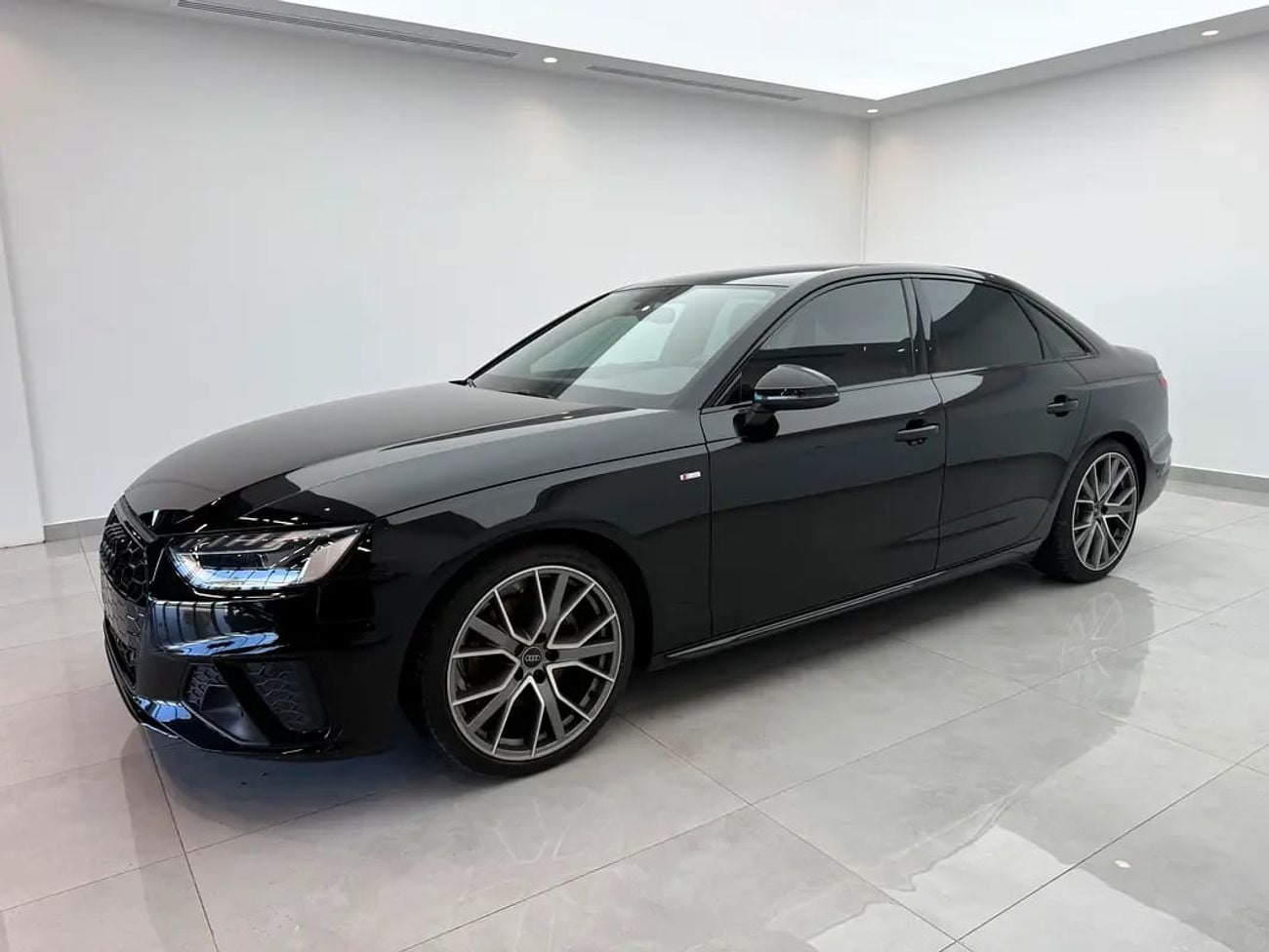 Audi A4 35 TFSI S-line | GCC specs | Clean Condition | Well Maintained