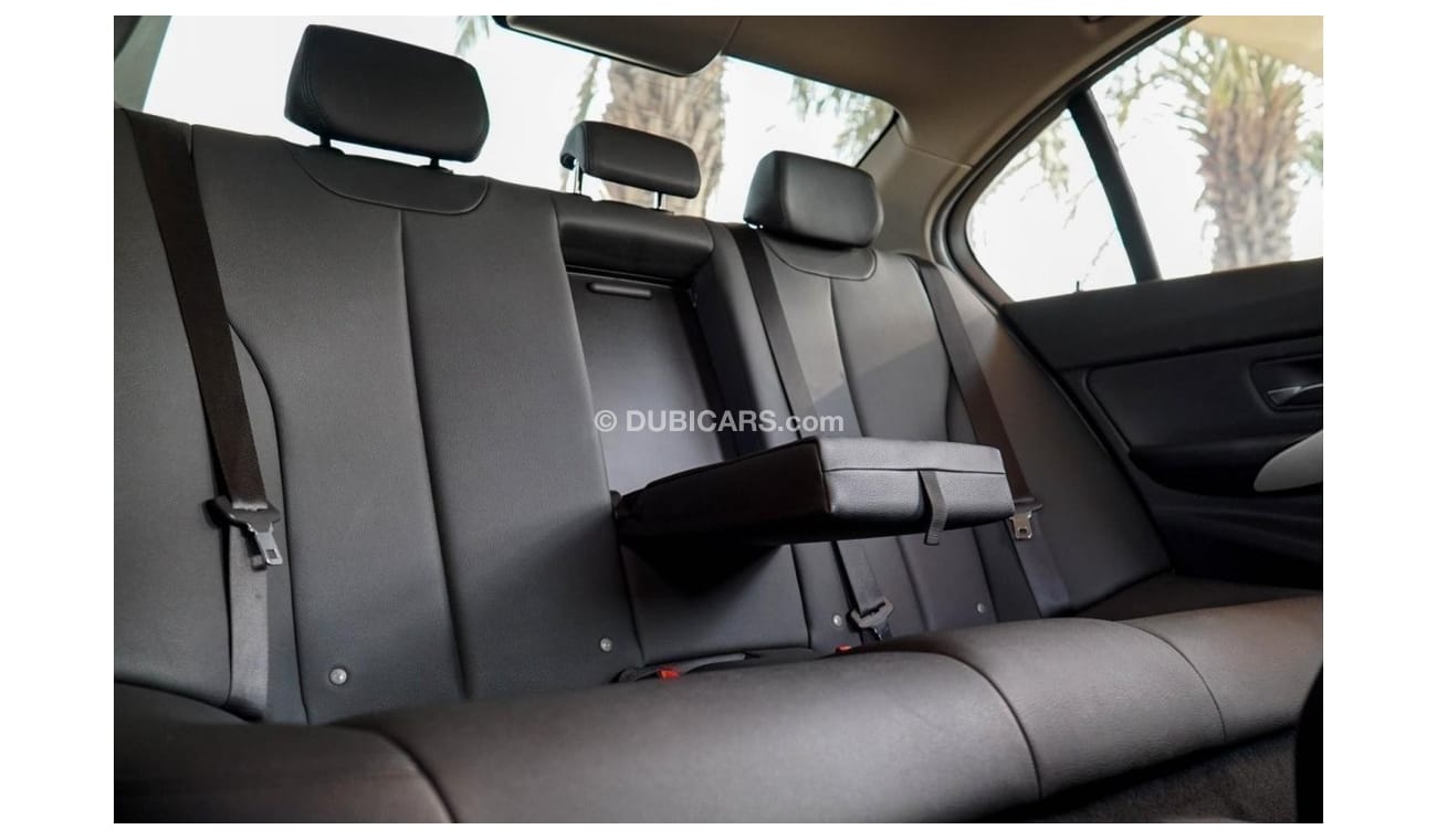 بي أم دبليو 320 Std