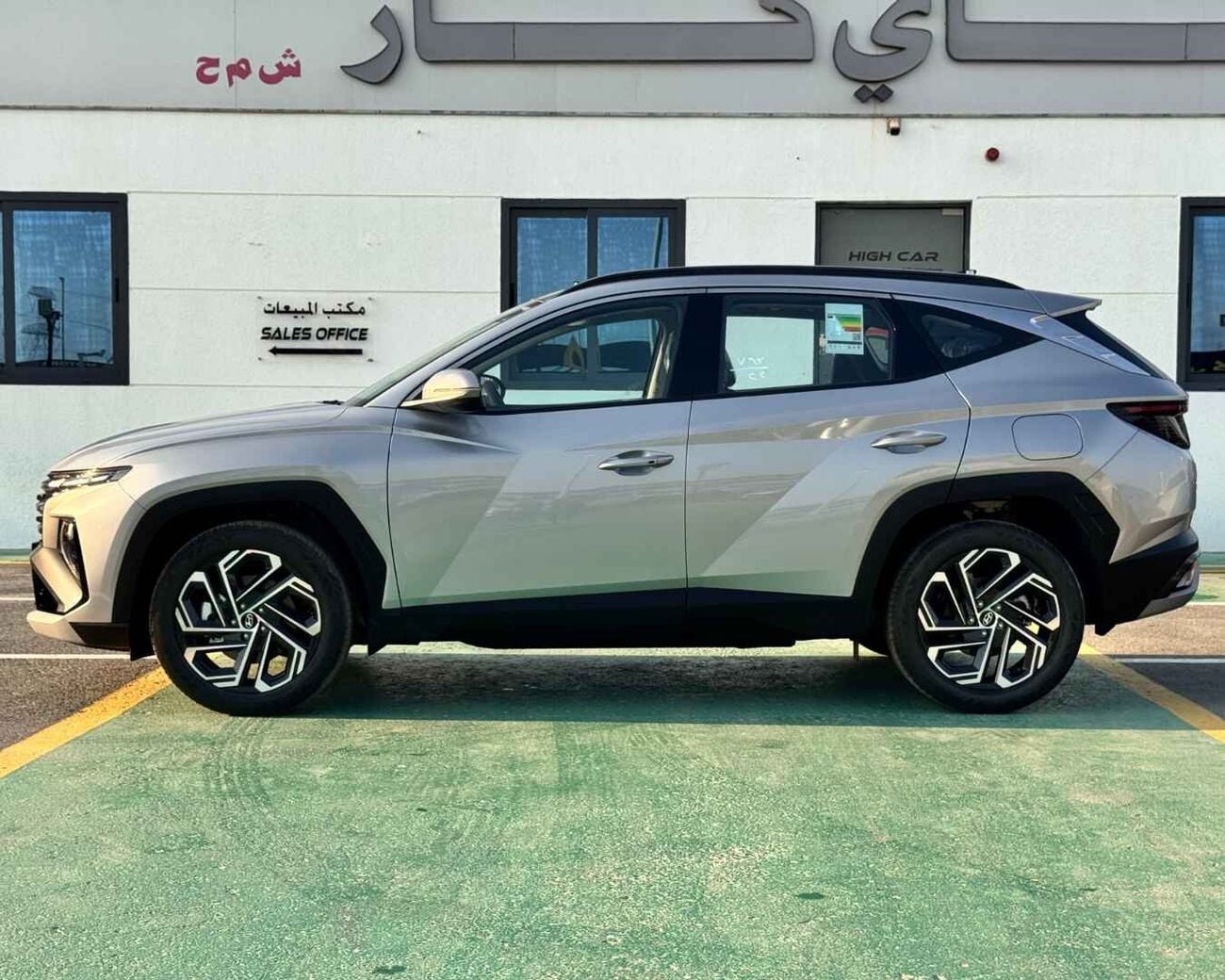 هيونداي توسون HYUNDAI TUCSON 1.6T - 2027 MODEL - GCC SPECS - SILVER COLOR