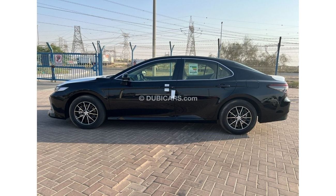 Toyota Camry LE (Without Sunroof) 2.5L Petrol A/T FWD