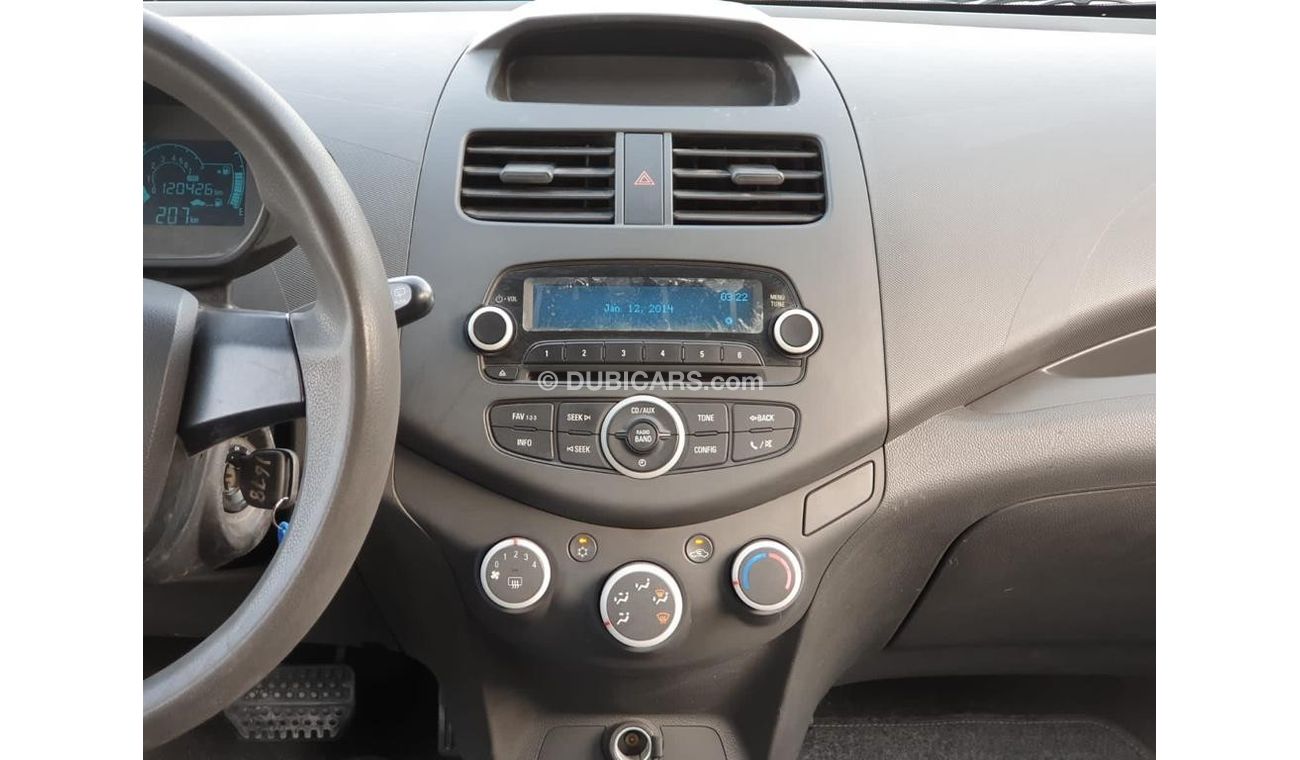 Chevrolet Spark Base chevrolet spark 2015 GCC V4 // perfect condition  // Accident Free