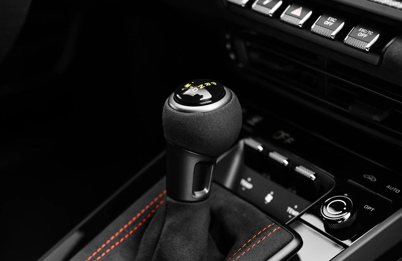 Porsche 911 4.0L F-6 Naturally Aspirated Engine