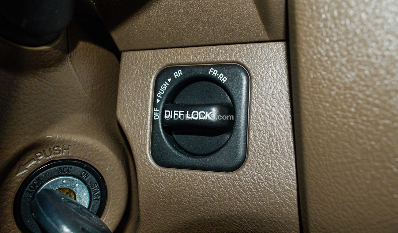 Toyota Land Cruiser 70