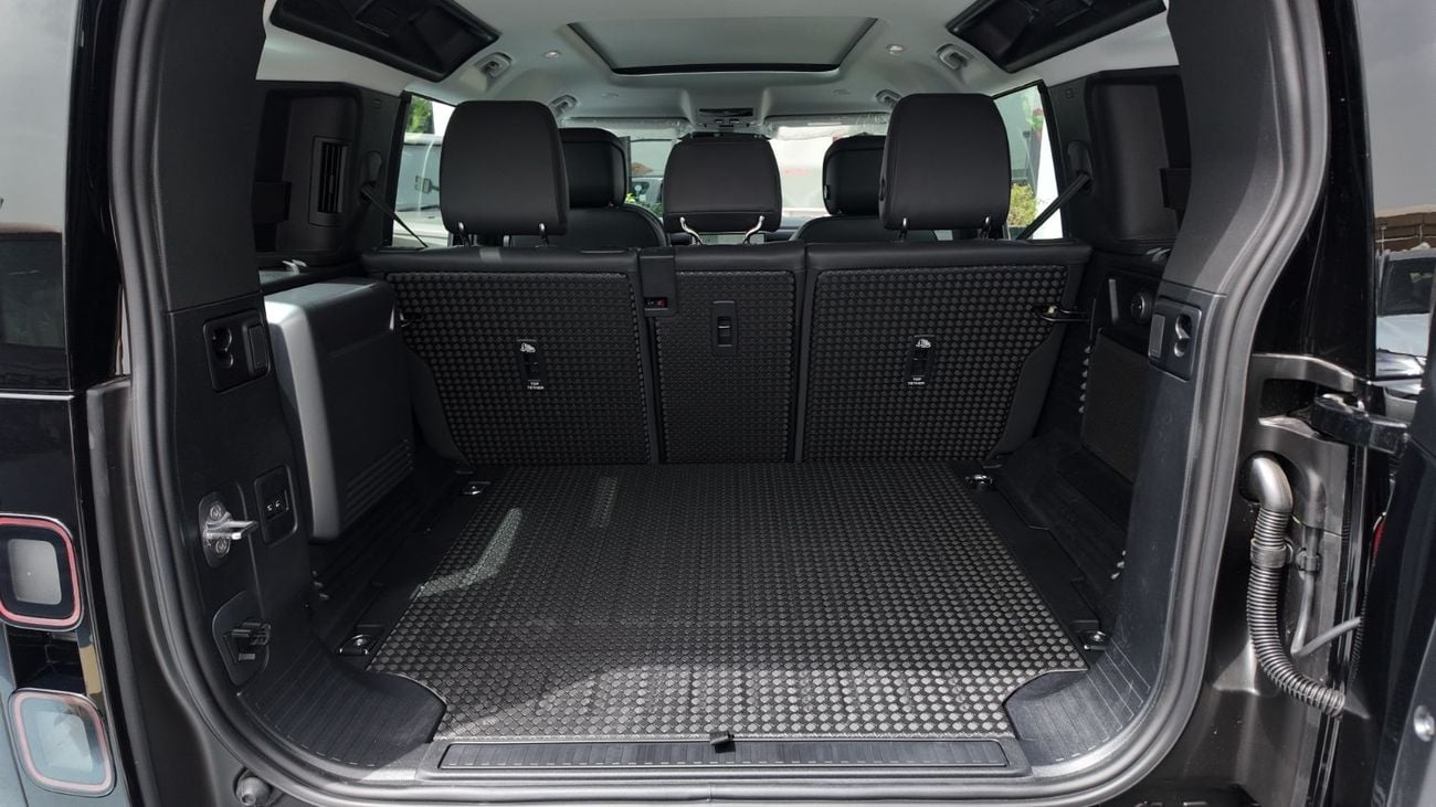 Land Rover Defender LAND ROVER DEFENDER 110 P400 X-DYNAMIC 2026