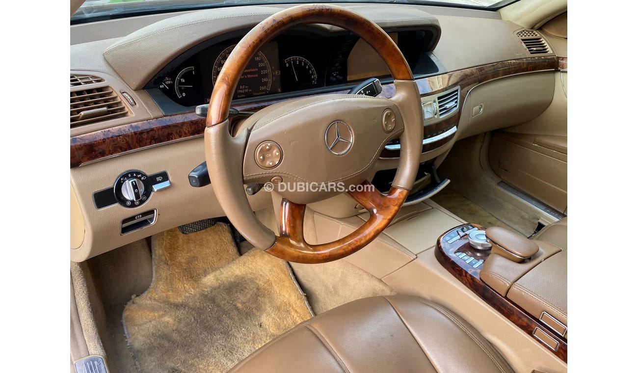 Mercedes-Benz S 280 مرسيدس اس 280 محول اس 550  موديل:2007 السعر : 17.000 درهم  ممشى:196,000 كم مواصفات خليجية ،  _فتحه _