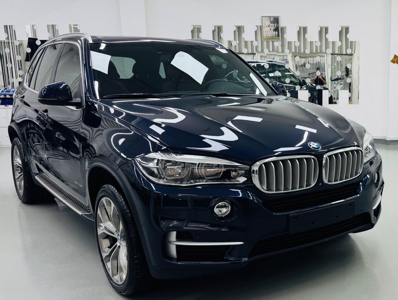 BMW X5 50i Luxury 4.4L (5 Seater)