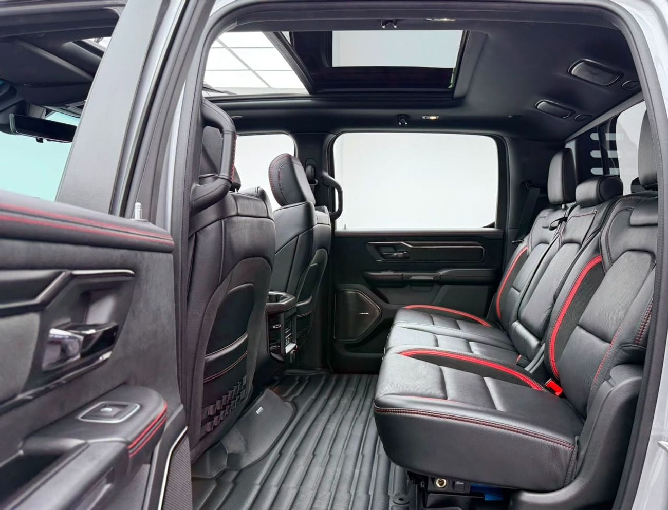 RAM 1500 TRX 2022 RAM 1500 TRX V8, 2027 RAM Warranty + Service Pack, Full RAM Service History, GCC