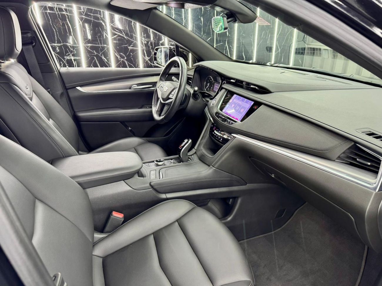 Cadillac XT5 Premium Luxury 2.0T 2022 Cadillac XT5 Luxury, 2026 Cadillac Warranty + Service Pack, Low Kms, Excell