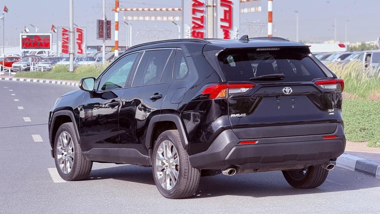 تويوتا راف ٤ XLE Premium  4X4