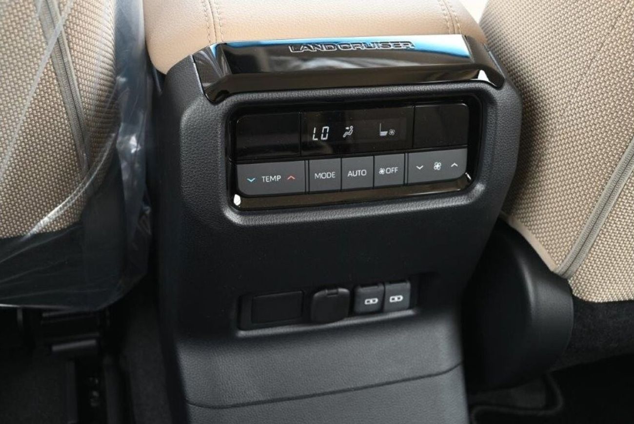 تويوتا برادو TXR 2.4L Turbo 7-Seat Automatic