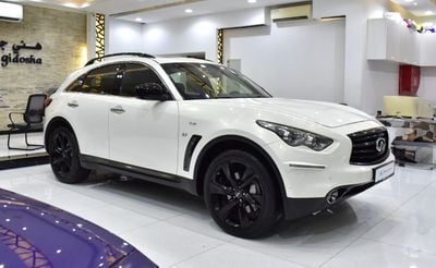 إنفينيتي QX70 ELITE SPORT EXCELLENT DEAL for our Infiniti QX70s ( 2016 Model ) in White Color GCC Specs