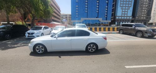 بي أم دبليو 520i 