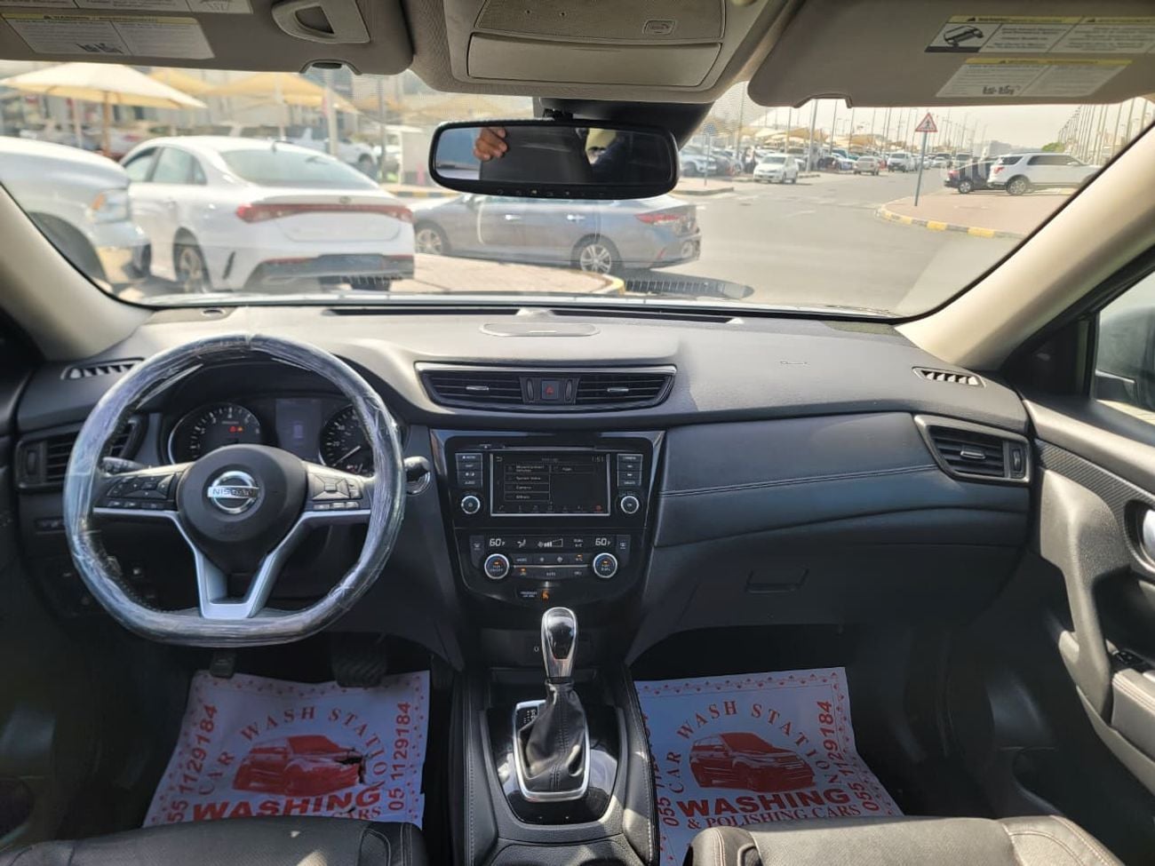 نيسان إكس تريل S 2.5L FWD (5 Seater)