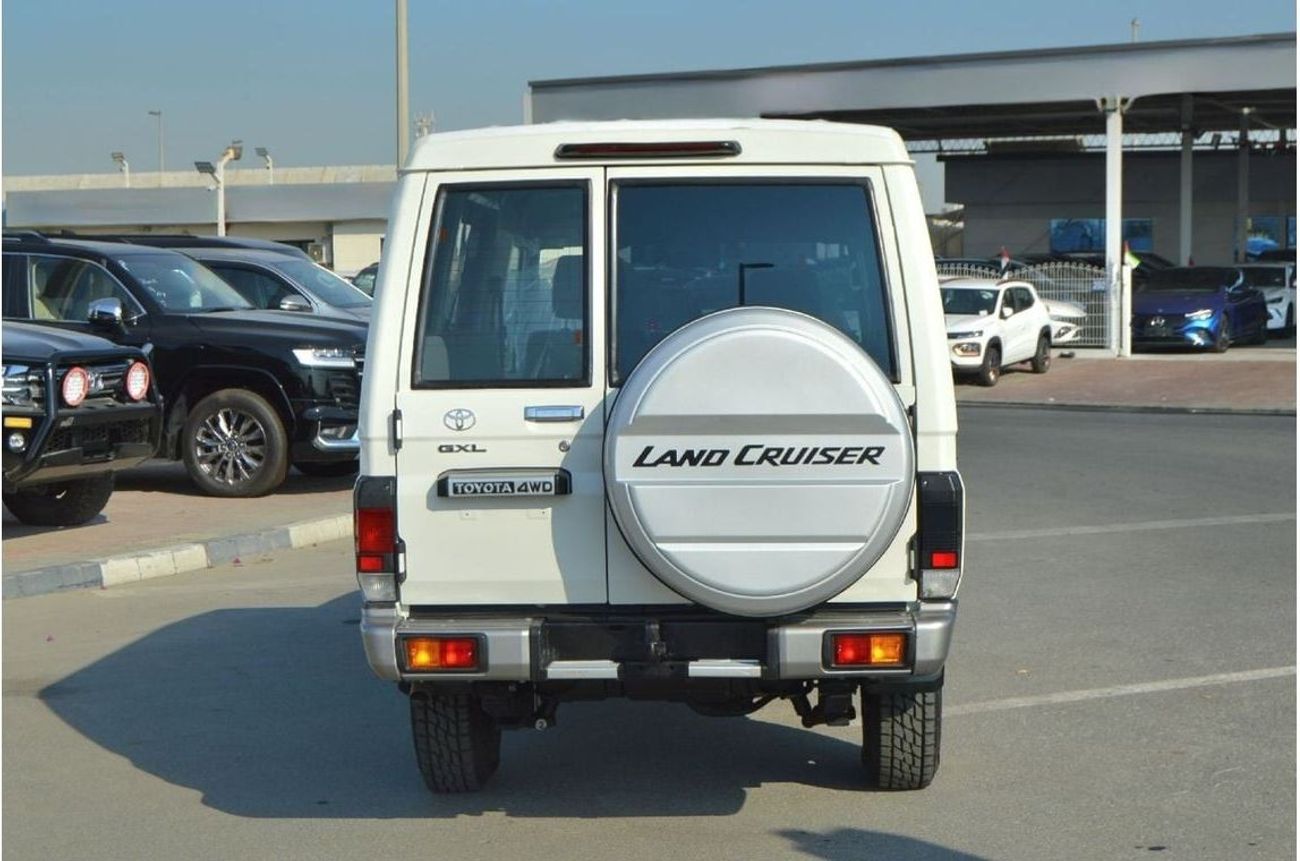 Toyota Land Cruiser 70 3 Doores