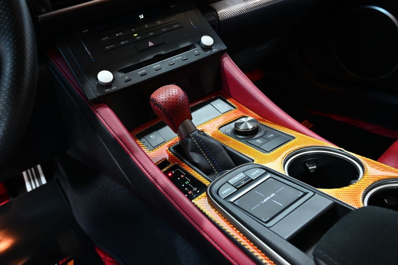 Lexus RC F F CARBON 2016 Lexus RC F Carbon, Service History, Excellent Condition, GCC