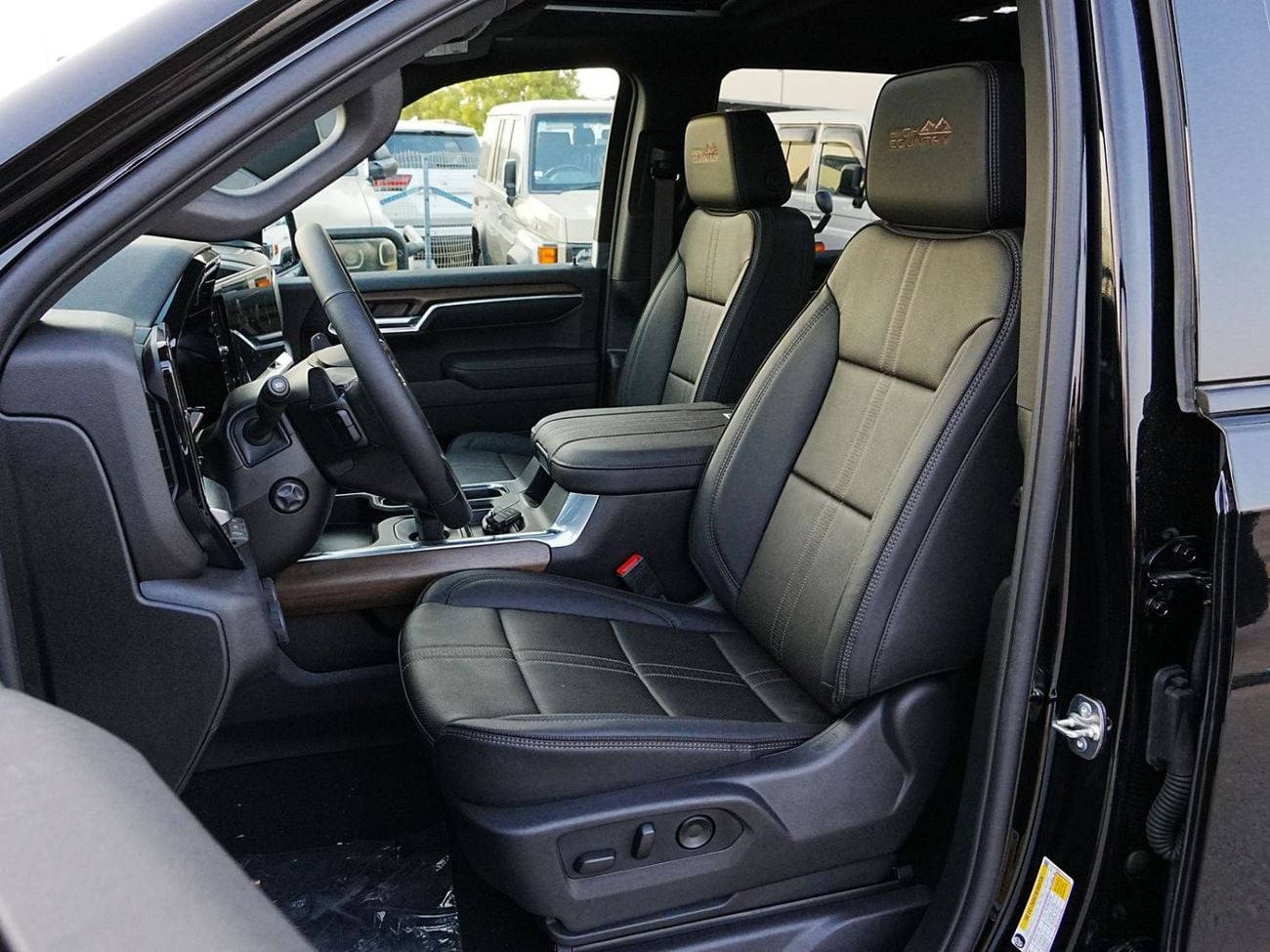 Chevrolet Silverado DURAMAX DIESEL HIGH COUNTRY MIDNIGHT EDITION