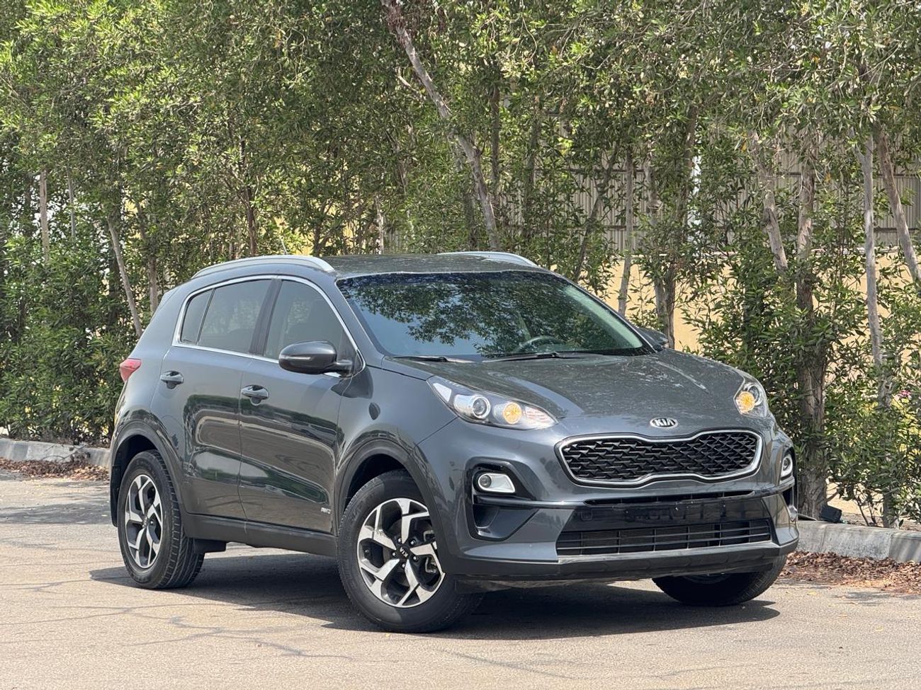 Kia Sportage LX 1.6L FWD 760-Monthly l GCC l Cruise, Camera, GPS l Accident Free