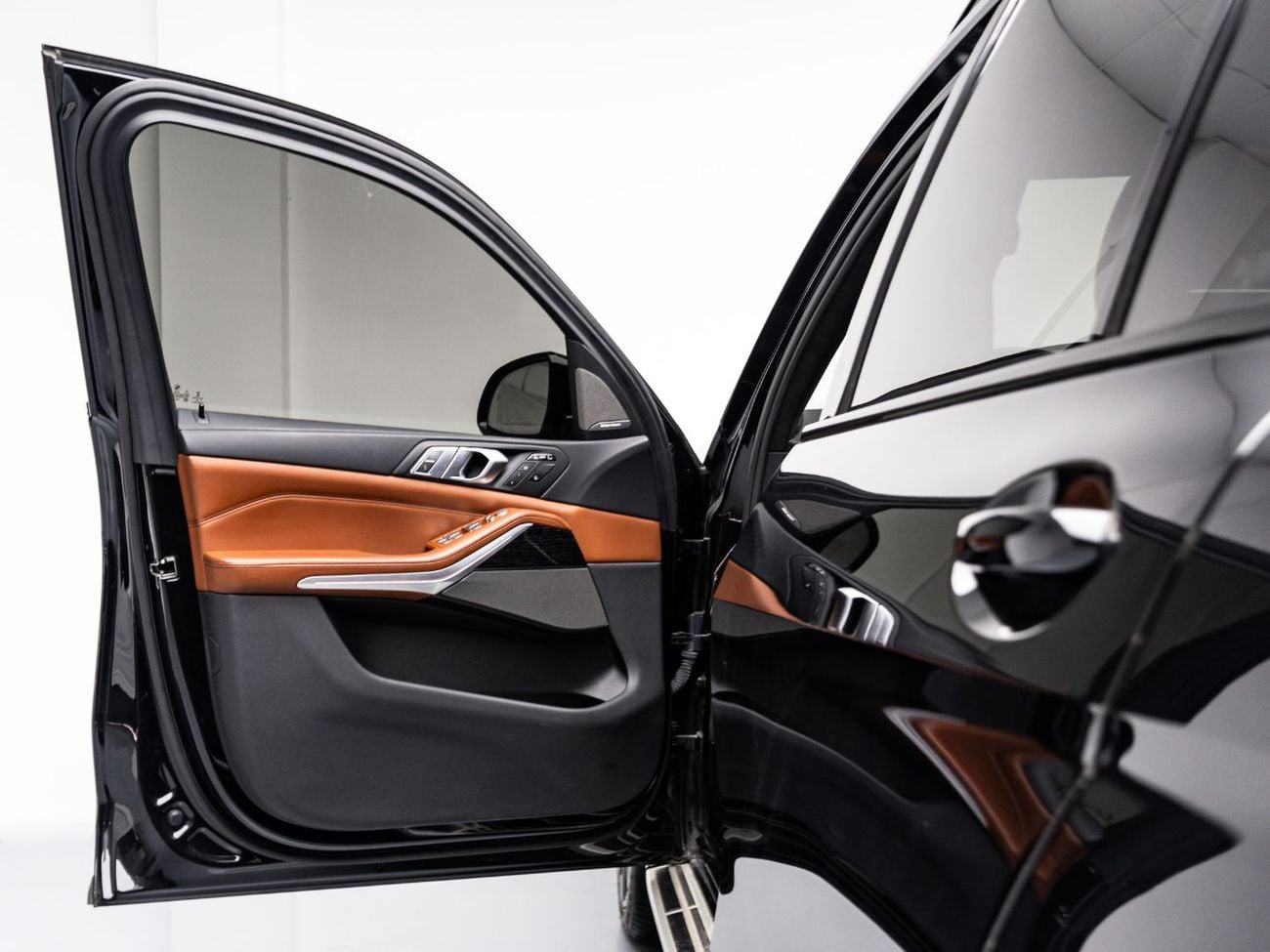 BMW X7 XDrive40i 3.0L 2022 BMW X7 xDrive 40i, 3.0L TC I6, 4WD, 375 bhp, 7 Speed Automatic