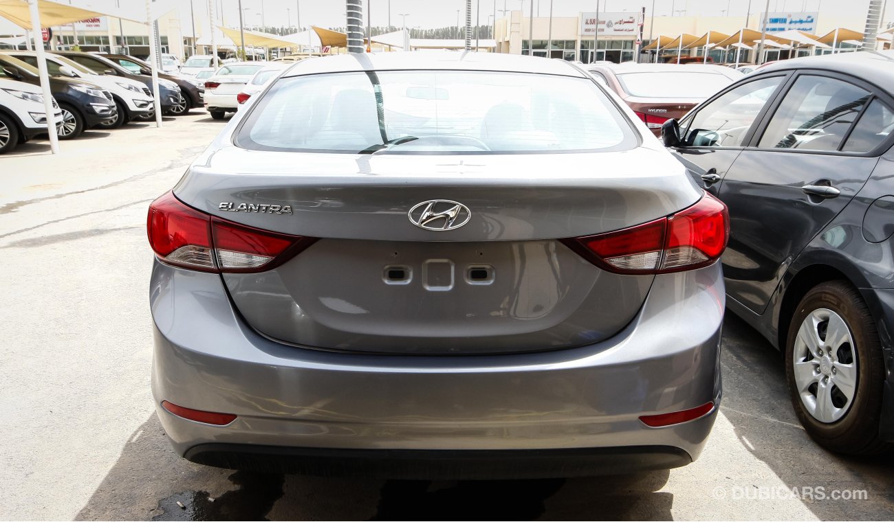 Hyundai Elantra