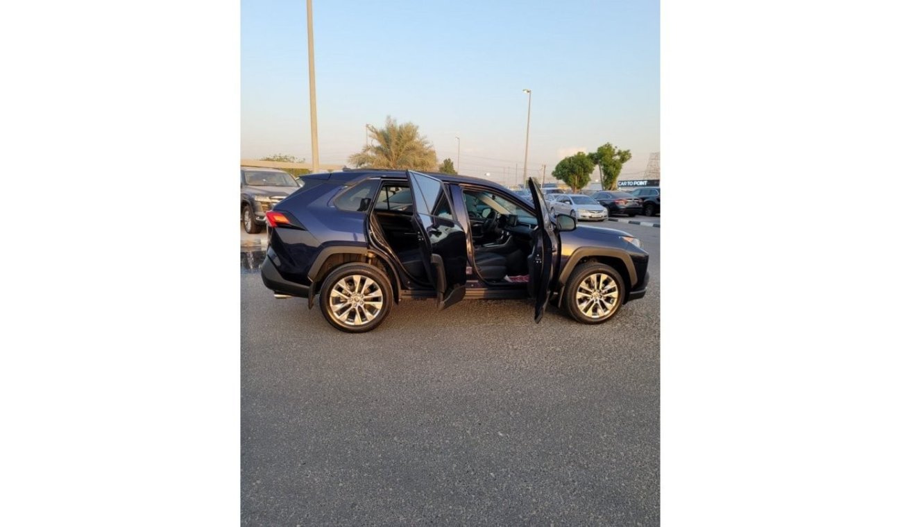 تويوتا راف ٤ TOYOTA RAV4 FULL OPTION XLE 2021 65000 AED