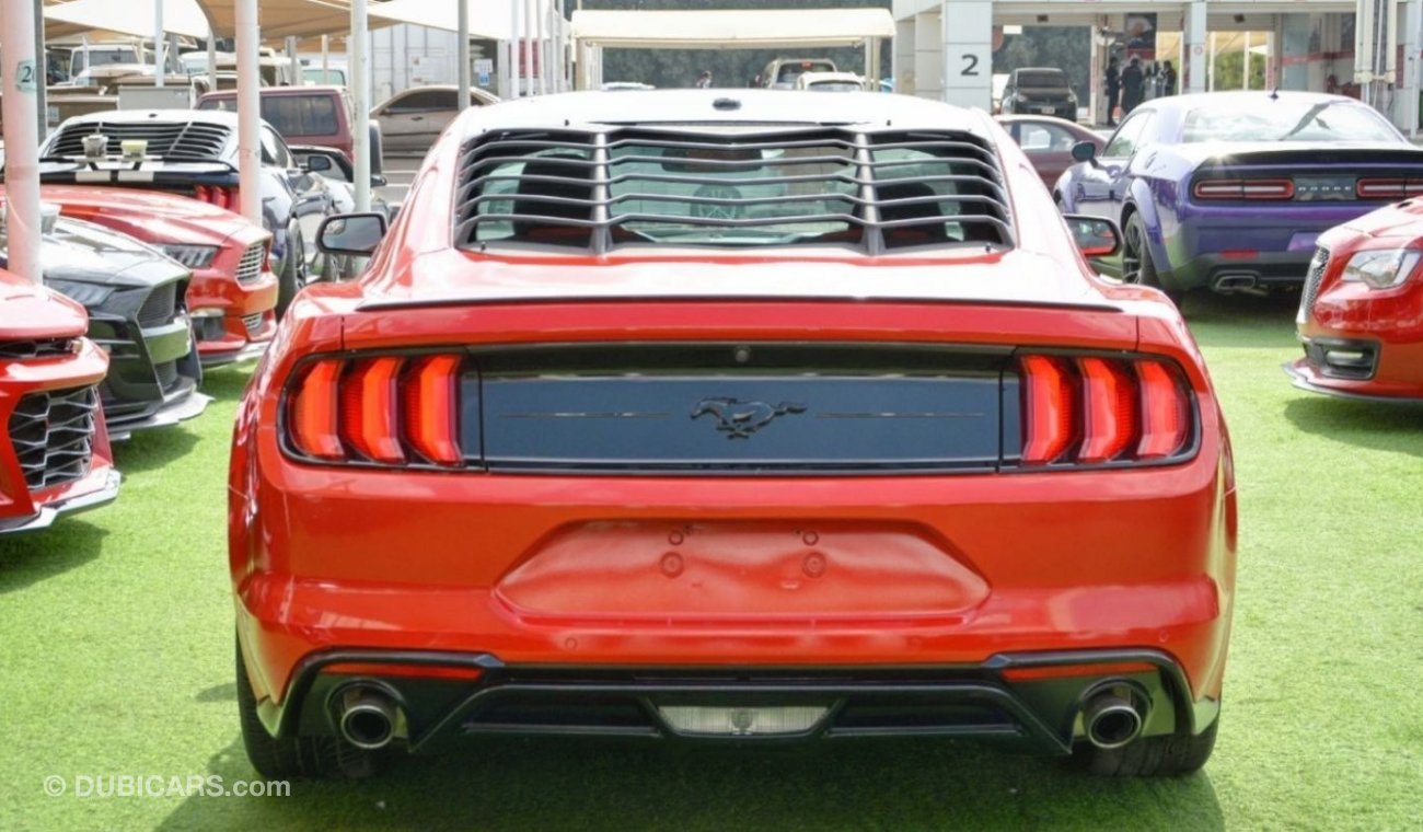فورد موستانج Mustang Eco-Boost V4 2019/FullOption/Shelby Kit/Low Miles/Very Good Condition