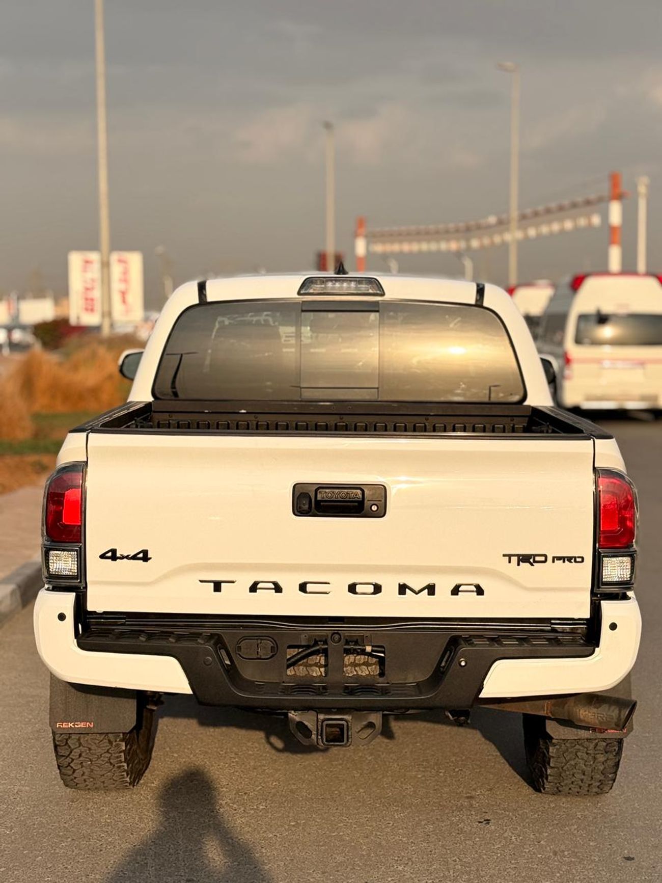 Toyota Tacoma TRD PRO 4X4 Sunroof, leather Full option