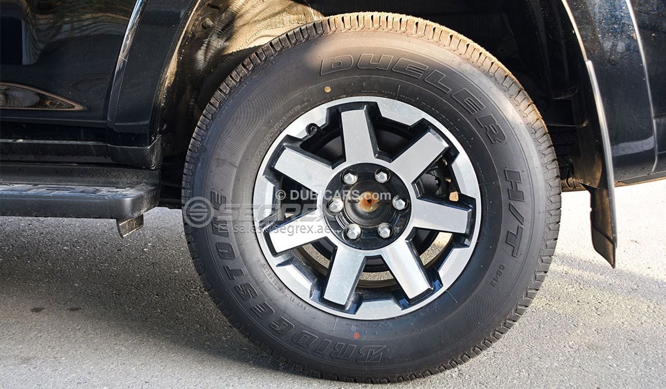 Toyota 4Runner 4.0 V6 SR5 TRD OFF-ROAD PACKAGE FOR EXPORT