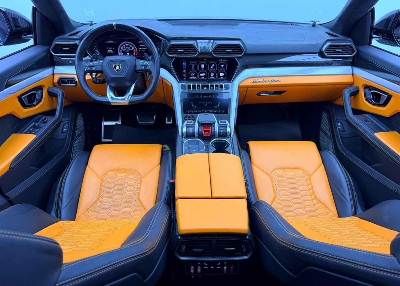 Lamborghini Urus STD 2021 Lamborghini Urus, Warranty, Full Service History, Very Low Km, Excellent Condition, GCC