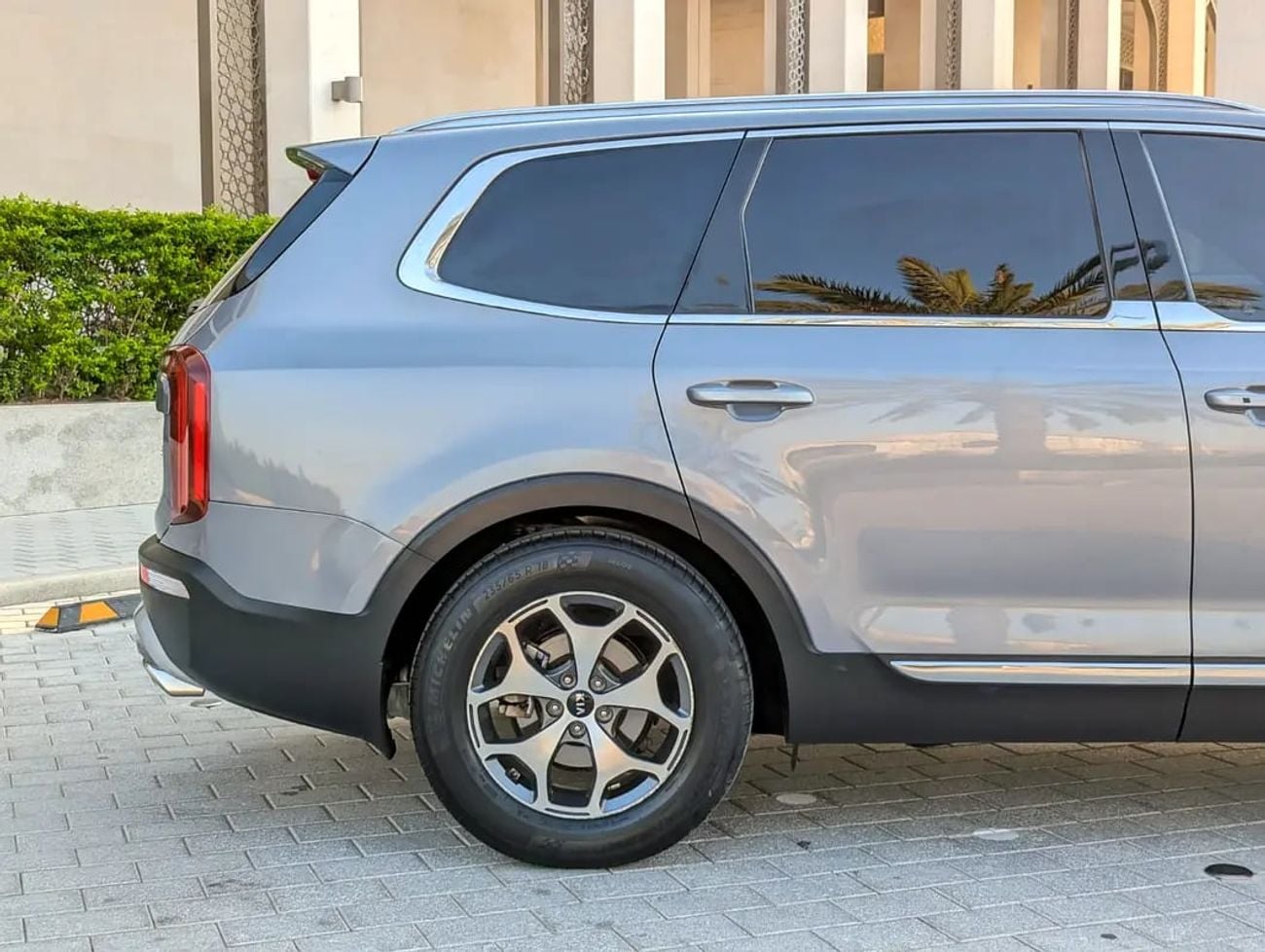 كيا تيلورايد EX FULL OPTION 3.8L V6 IN EXCELLENT CONDITION