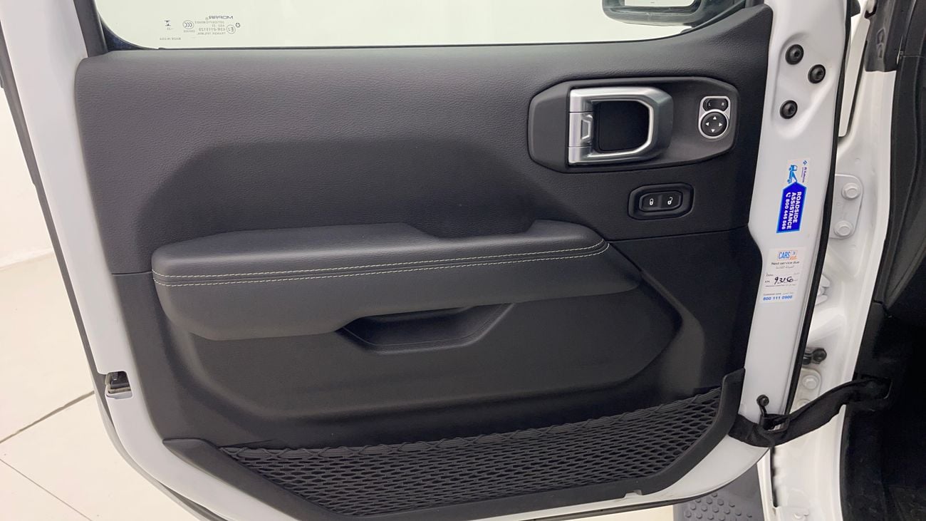 جيب رانجلر UNLIMITED SAHARA 3.6 | بدون دفعة مقدمة | اختبار القيادة في المنزل