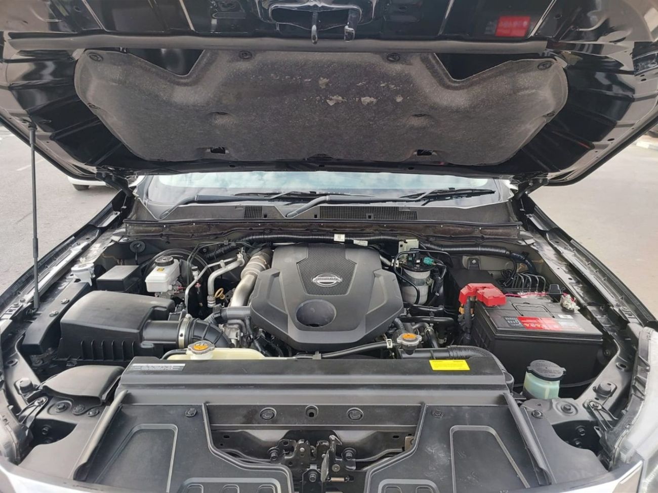 Nissan Navara NISSAN NAVARA PICK UP RHD 2020 MODEL 2.3 L DIESEL AUTOMATIC(PM71719)