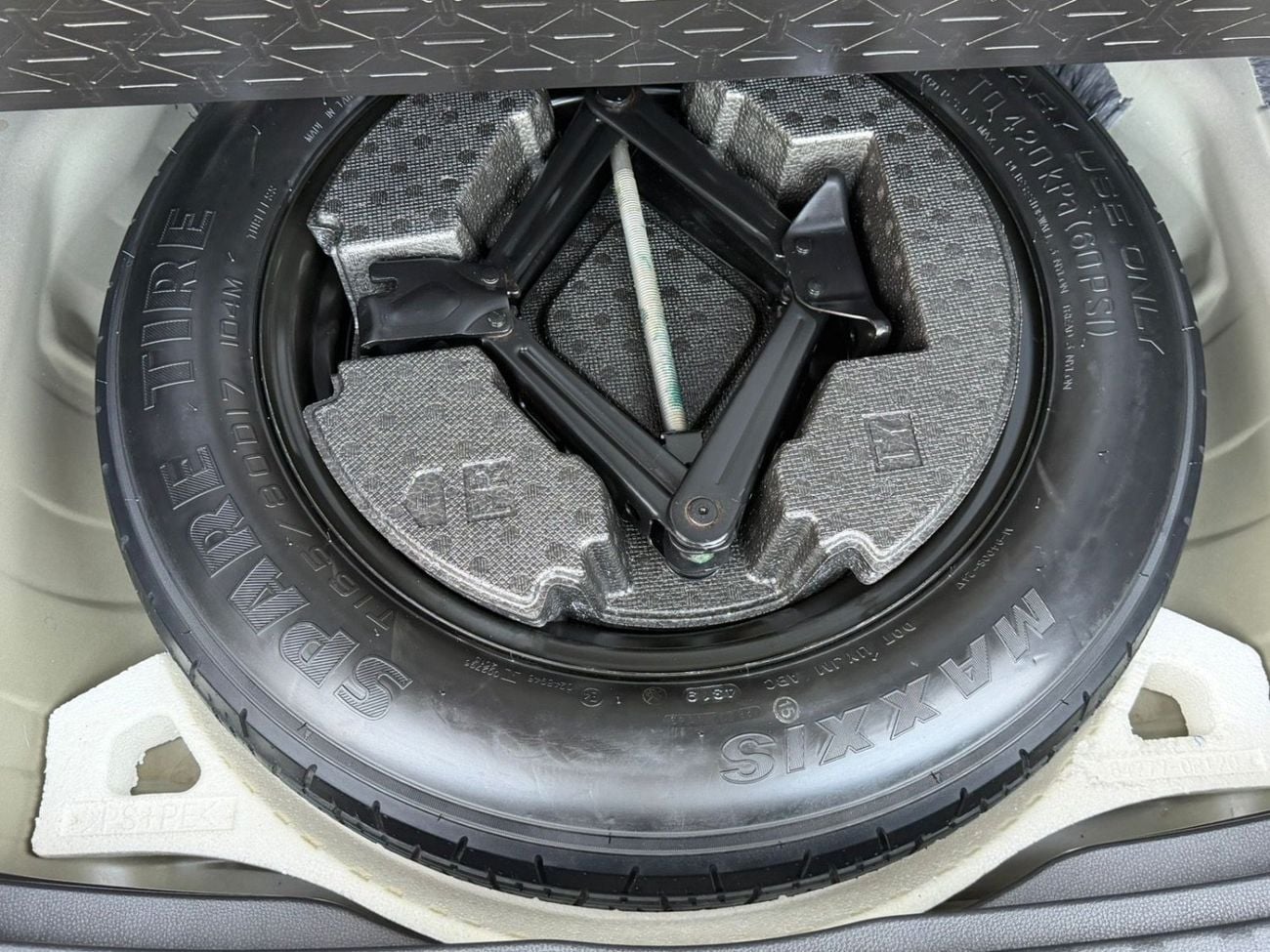 Toyota RAV4 2020 Toyota RAV4 XLE 4x4 Full option 2.5L