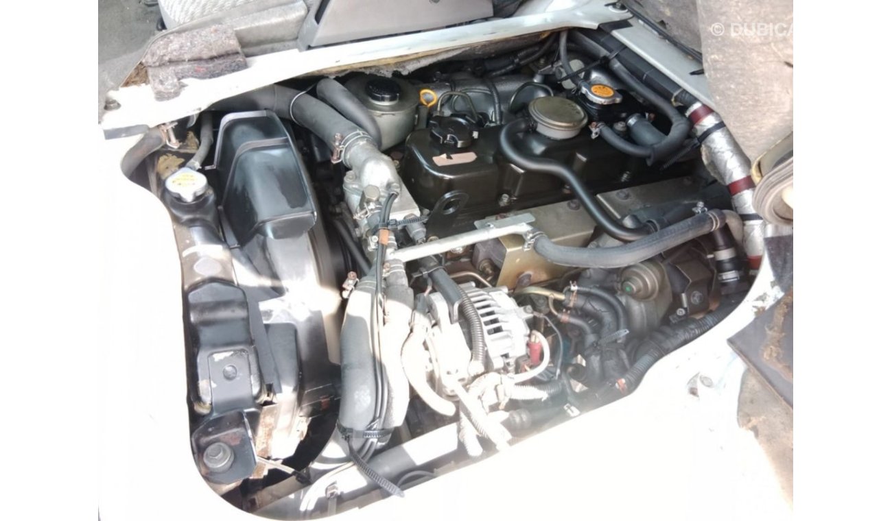 Nissan Caravan CARAVAN VAN RIGHT HAND DRIVE(PM1662)