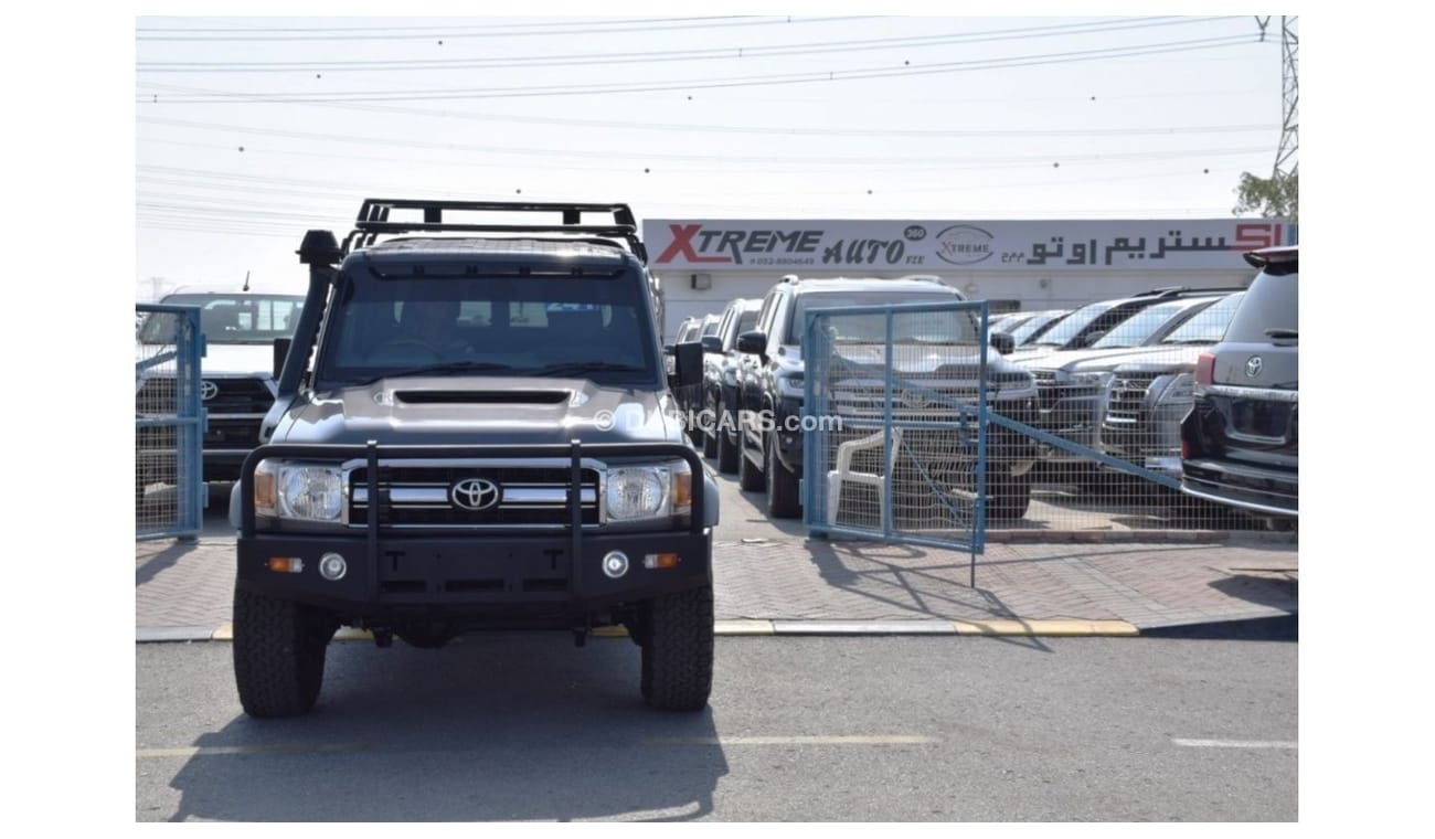 تويوتا لاند كروزر بيك آب