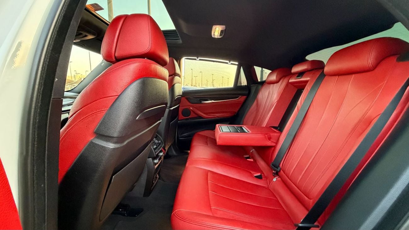 BMW X6 35i Middle East Edition 3.0L