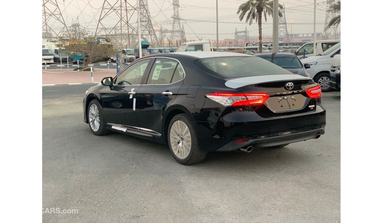 تويوتا كامري Limited 3.5L V6 Gasoline with Push Start