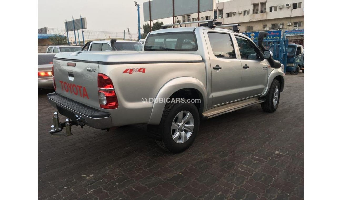 Toyota Hilux Turbo diesel 3.0 L full option