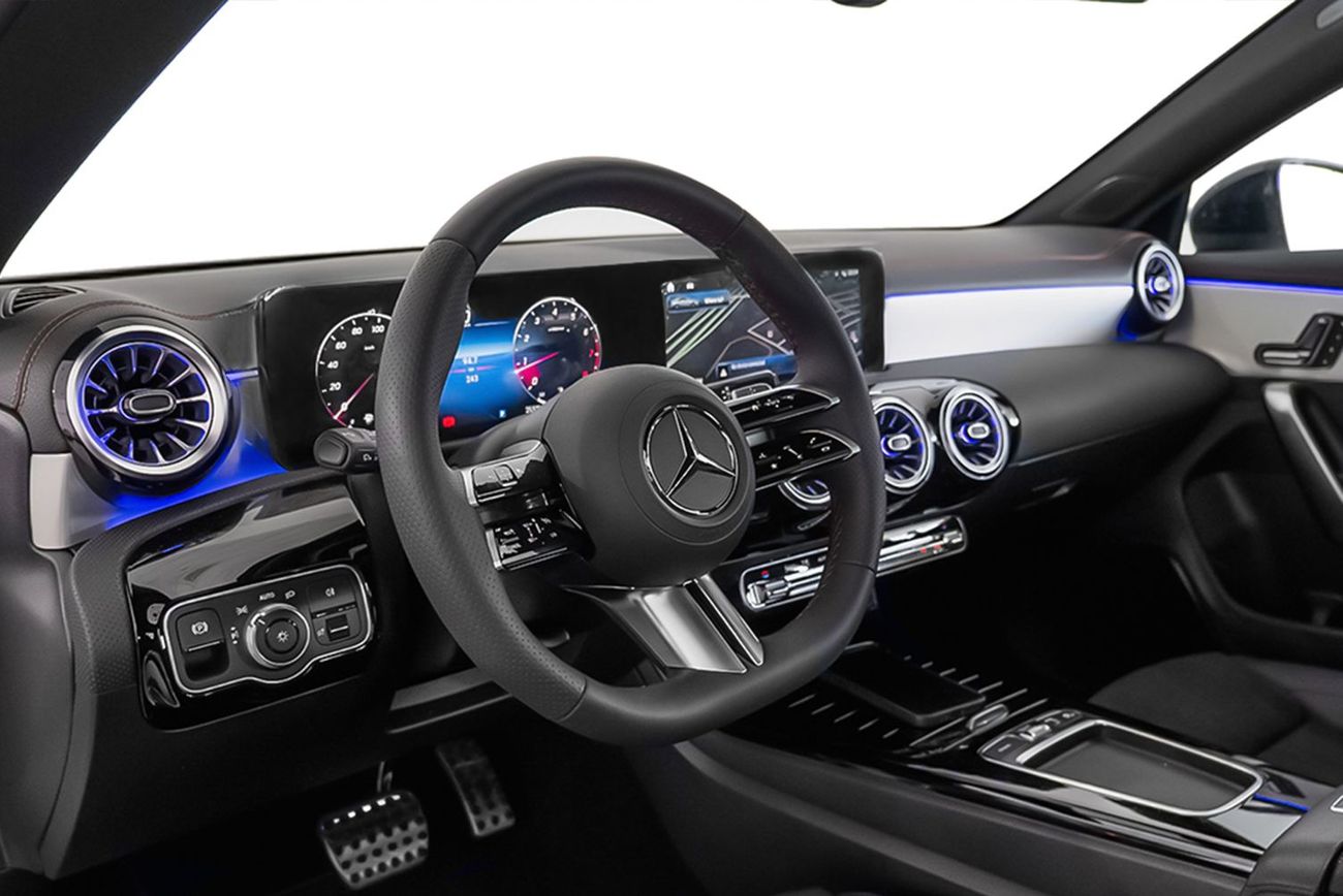 مرسيدس بنز CLA 200