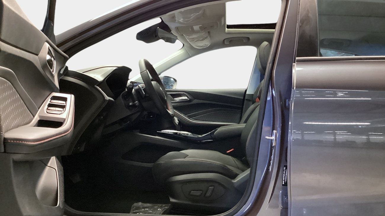 أم جي GT 1.5T LUX DCT | شامل الضمان | 0 ﺪﻔﻋﺓ ﺃﻮﻟﻯ