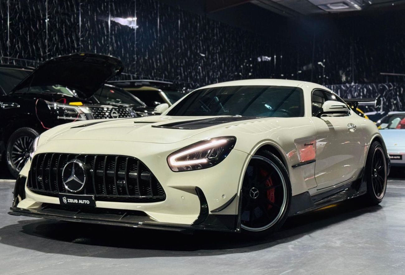 مرسيدس بنز AMG GT