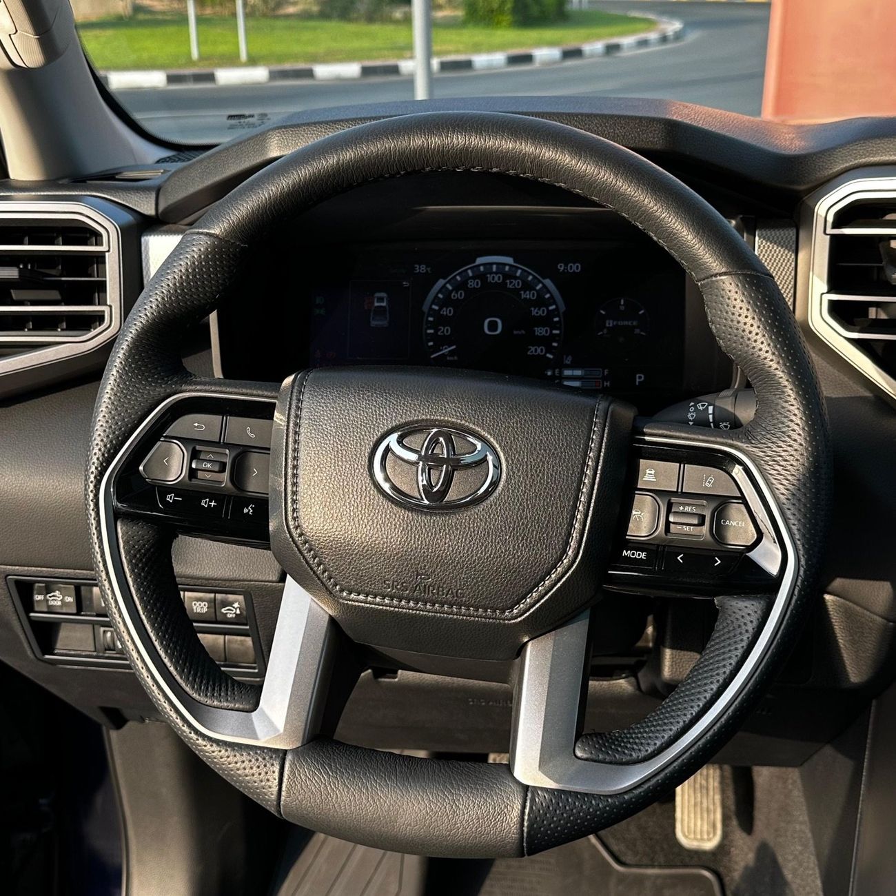 Toyota Tundra Limited 3.5L