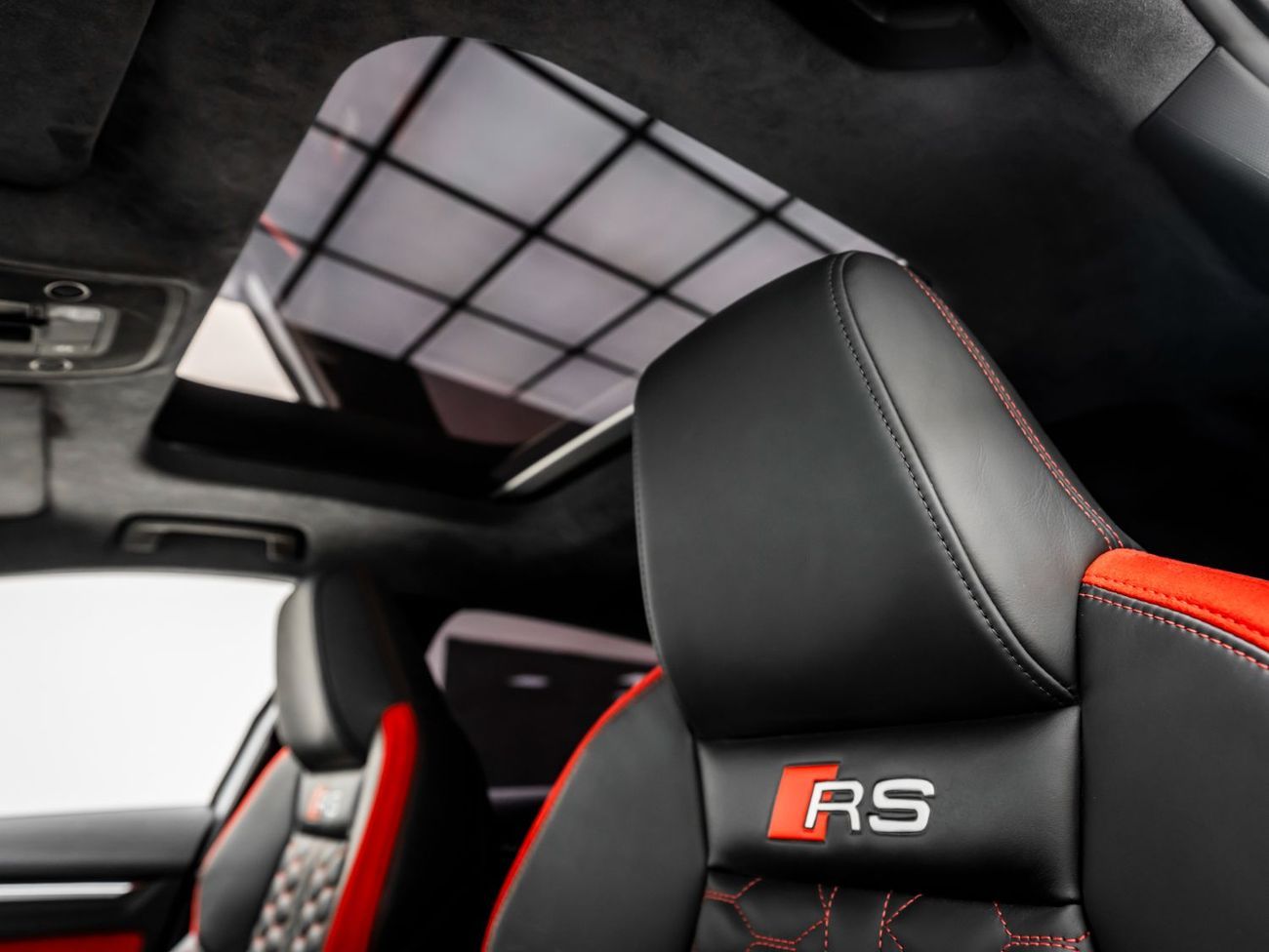 Audi RS3 TFSI quattro 2.5L Sportback 2024 Audi RS3, Audi Warranty + Service Contract, Low Kms, GCC