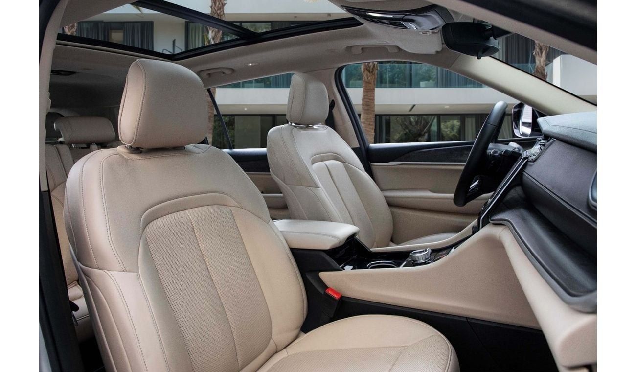 Jeep Grand Cherokee RAMADAN SPECIAL | Limited Plus | 7 Seats | 2,937 P.M  | 0% Downpayment | Under Warranty!