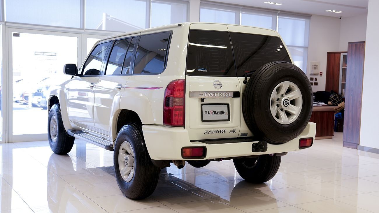 Nissan Patrol Safari Safari 4.8L A/T