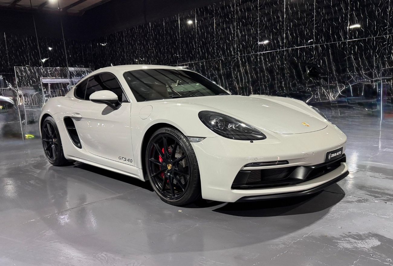 Porsche 718 Cayman GTS 4.0L A/T