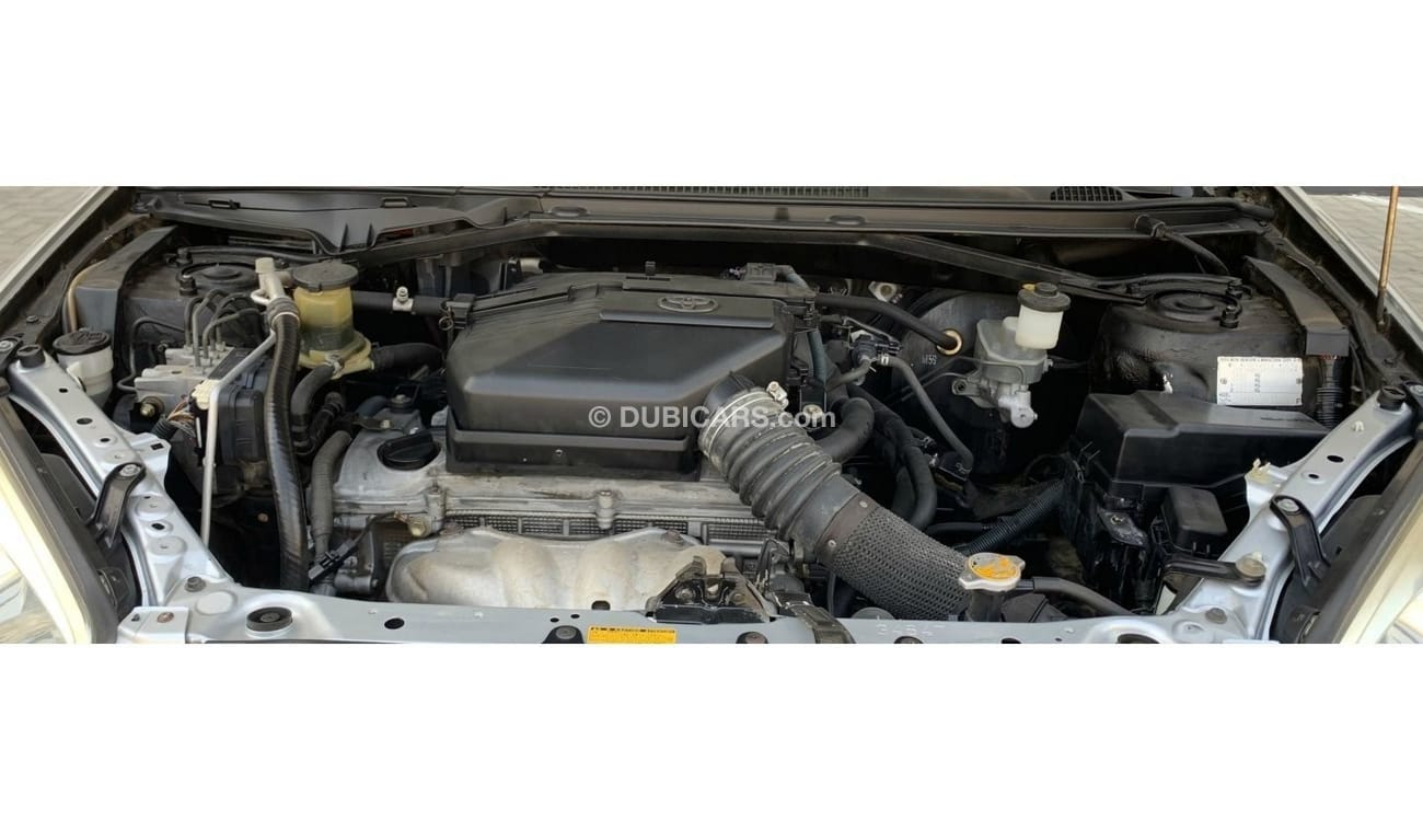 تويوتا راف ٤ Manual Transmission -Excellent Condition