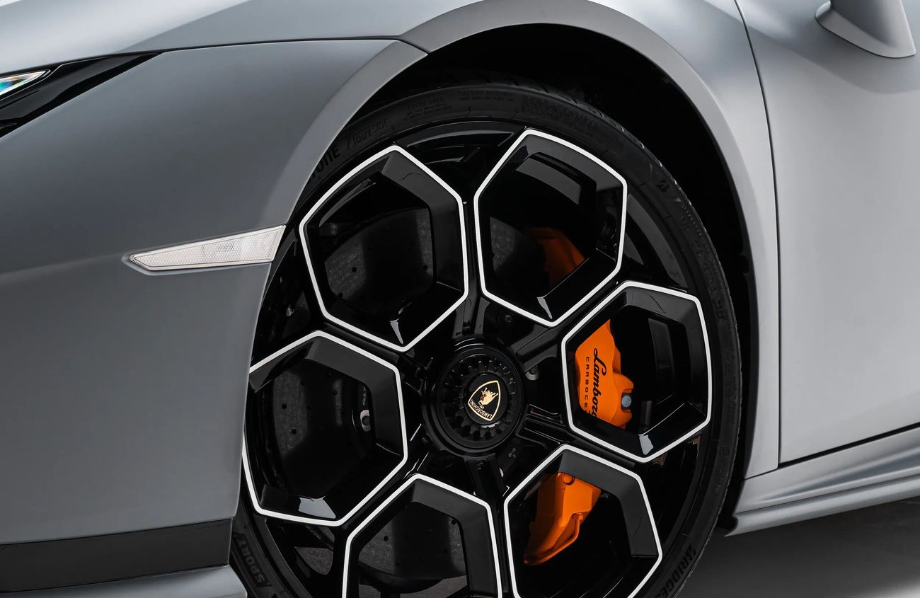 Lamborghini Huracan 5.2L V10 Naturally Aspirated Engine