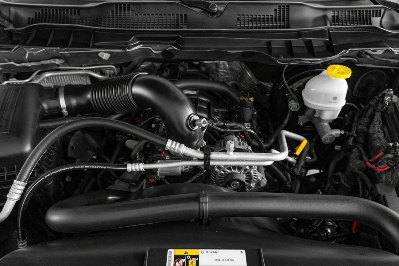 RAM 1500 2020 Dodge Ram Laramie Double Cab / Dodge Warranty & Service Contract