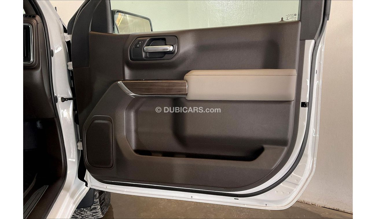 Chevrolet Silverado LT Z71 Trail Boss - Regular Cab